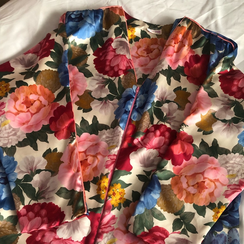 VINTAGE Intimate Options Long Nightgown Floral Robe Muumuu